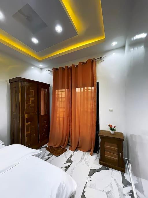 Villa Adja Nafy A Saly Gandigal ภายนอก รูปภาพ