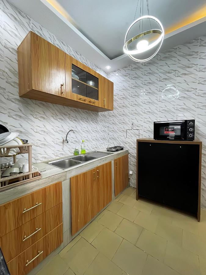 Villa Adja Nafy A Saly Gandigal ภายนอก รูปภาพ