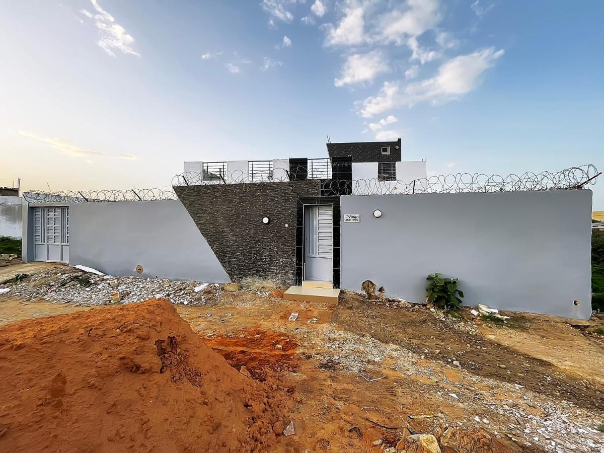 Villa Adja Nafy A Saly Gandigal ภายนอก รูปภาพ